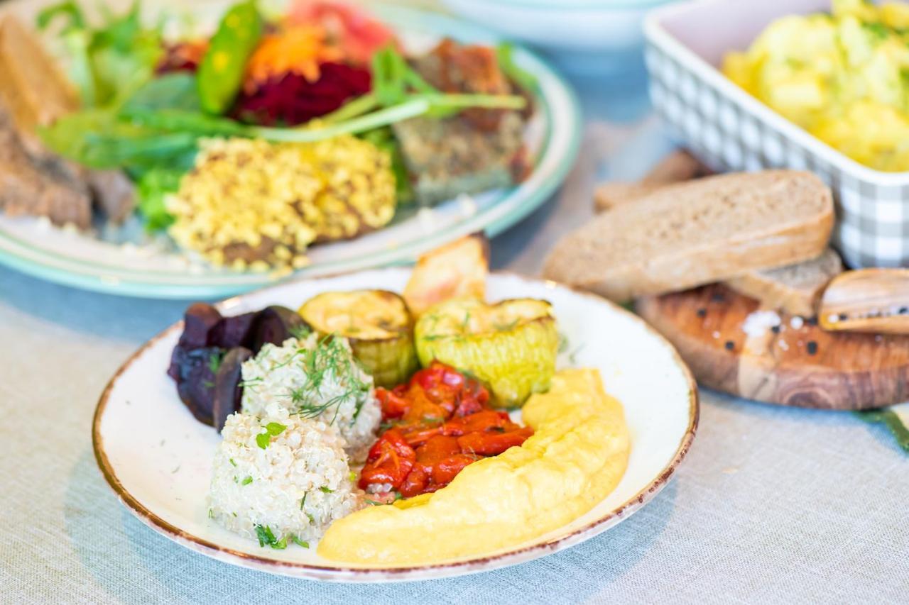 Vita Rama Holistic Hotel And Retreats - Vegan Full Board Obzor Exteriör bild